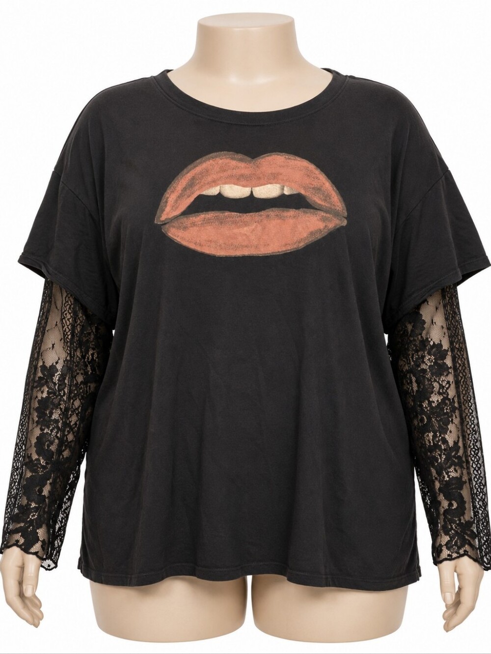 Torrid Black Graphic Lip Long Sleeve Tee Size 3 (22/24W)